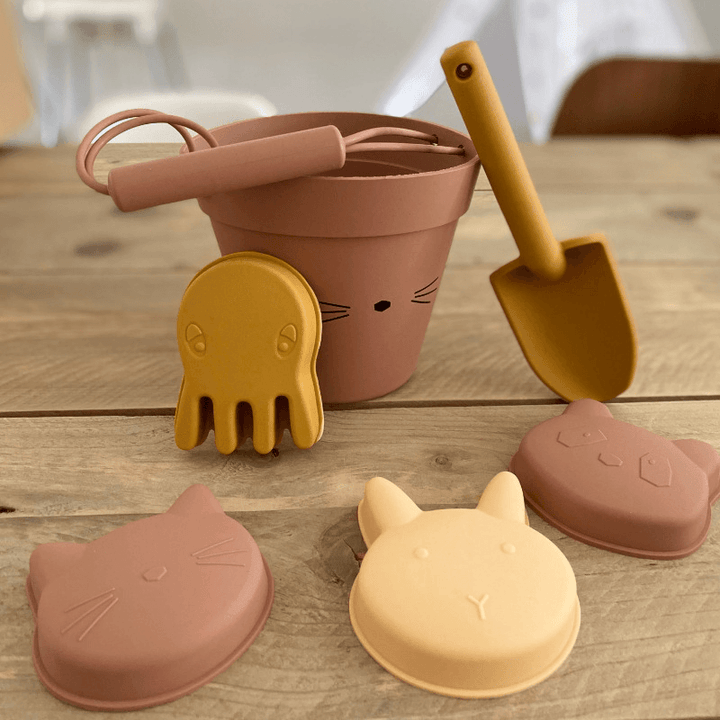 Silicone Bucket Beach Toy Set