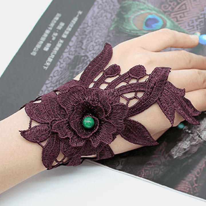 Women Floral Wristband Decorated with Ethnic Embroidered Gloves Wristband