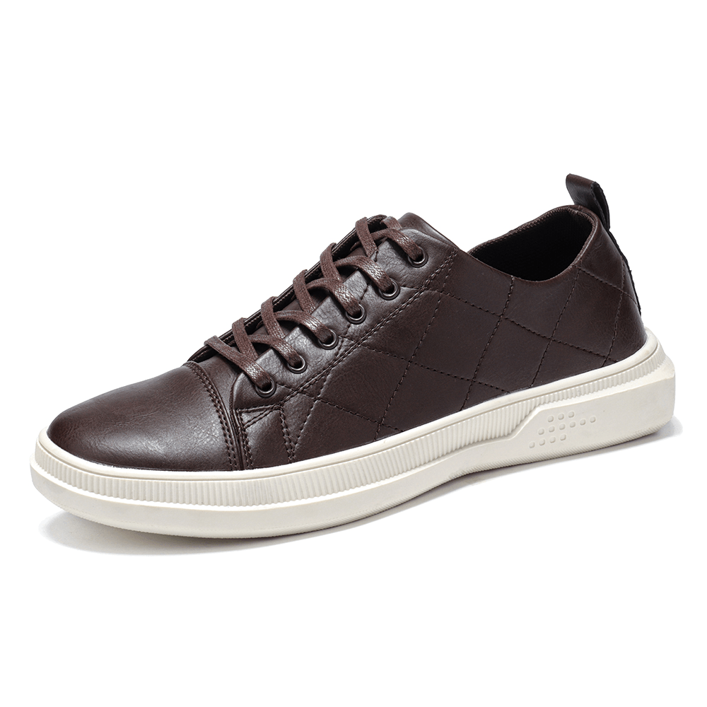 Men Pure Color Microfiber Leather Non Slip Soft Sole Casual Sneakers