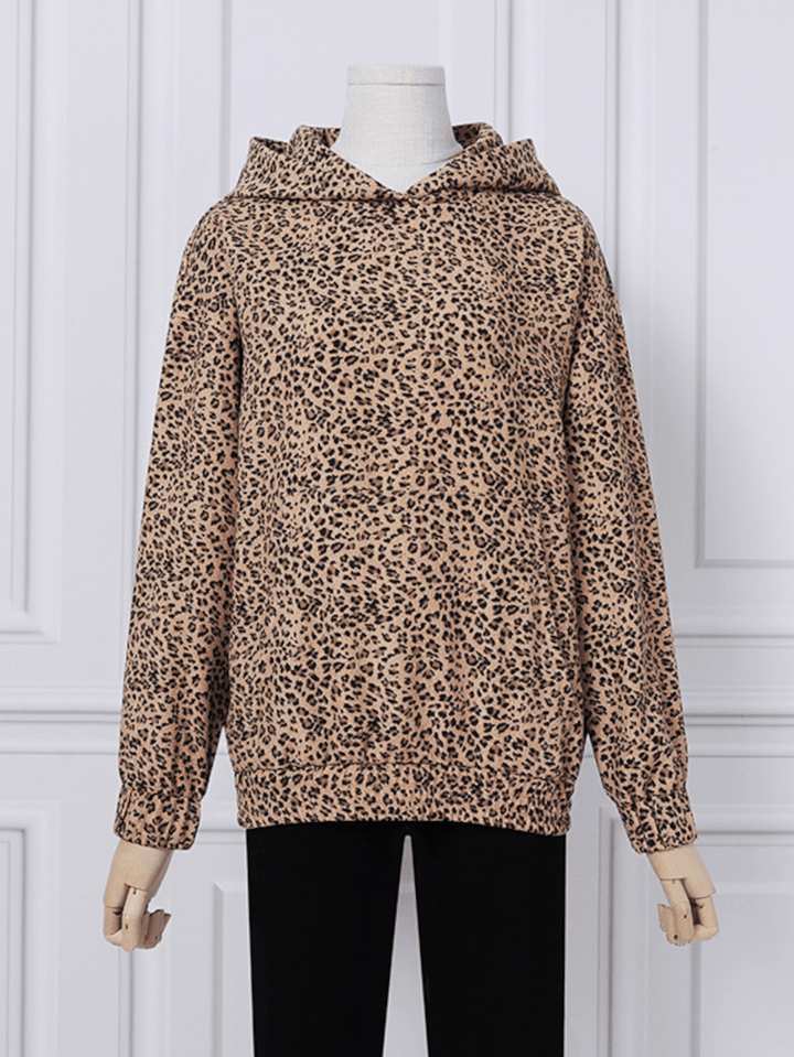 Women Leopard Printed Front Pocket Full Sleeve Hooded Collar Casual Sweatshirt