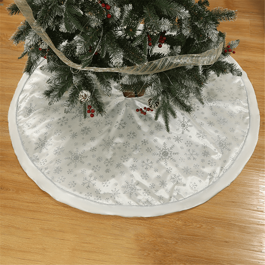 120Cm Stitched Santa Christmas Snowflake Skir Tree Skirt for Home New Year 2020 Christmas Fancy Decoration - MRSLM