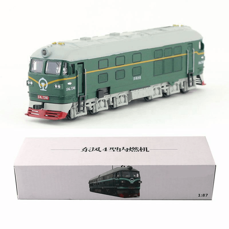 Shenghui Alloy Car Model Childrens Toy Dongfeng 7246 1518 Internal Combustion Train Pull Back Sound and Light Gift Box