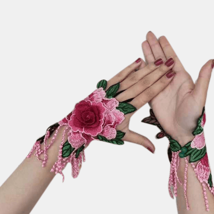 Women Ethnic Embroidery Hallow Wristband Fashion Floral Half Cover Finger Tassel Gloves