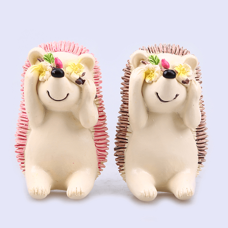 Honana Resin Shy Hedgehog Toothbrush Suction Holder Wall Mount Plug Socket Organizer Sundry Key Hook Wall Hanger