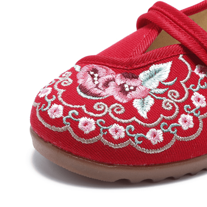 Flower Embroidery Comfortable Soft Flats