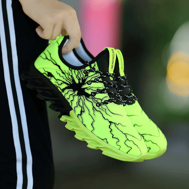 Men Breathable Fabric Soft Blade Sole Pattern Comfy Sports Casual Running Shoes