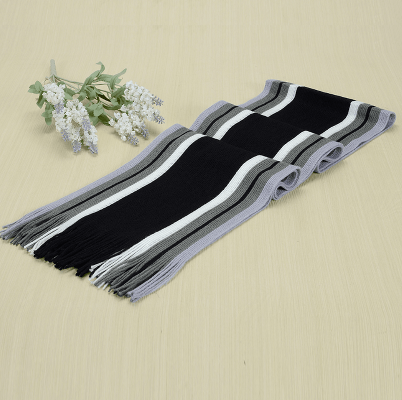 Knitted Warmth and Color Matching Striped Men'S Scarf