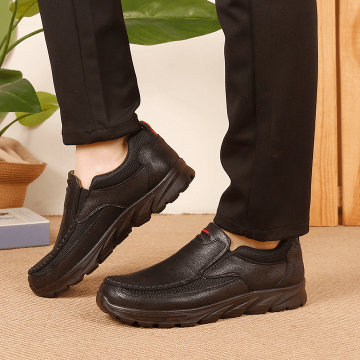 Men Breathable Non Slip Comfy Slip on Casual Business Shoes