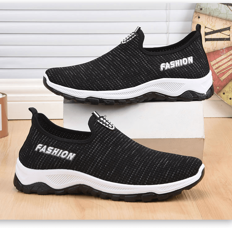 Men Fabric Breathable Soft Bottom Lightweight Slip on Comfy Casual Sports Shoes