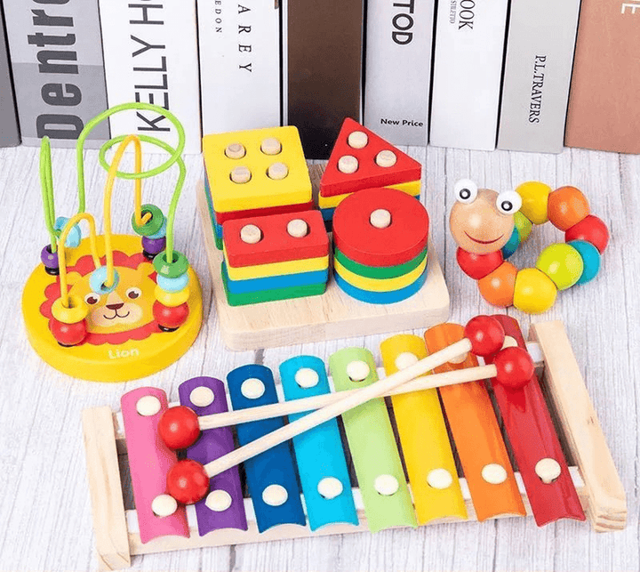 Xylophone Children Eight Tone Small Hand Knocking on the Piano