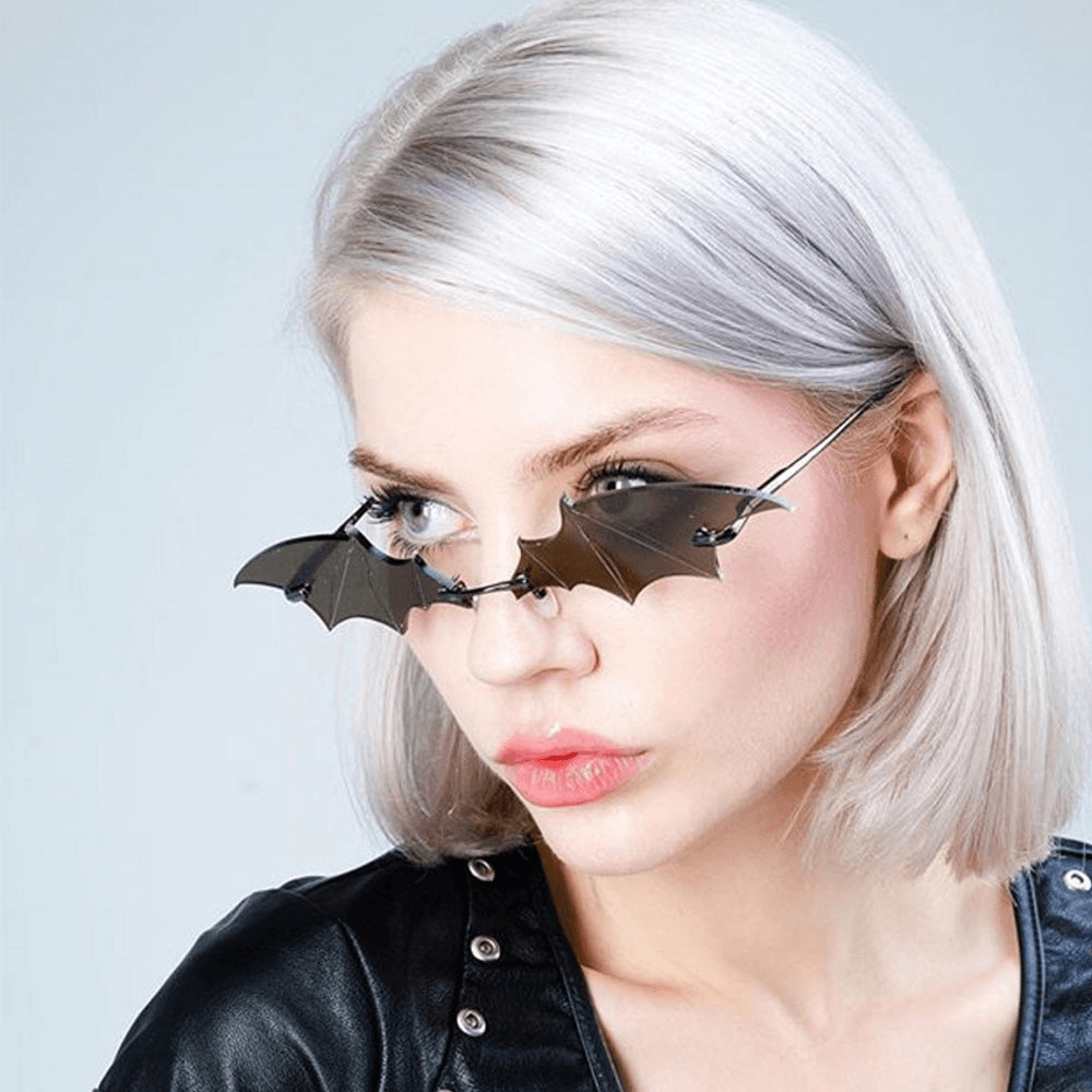 Unisex Personality Creative Bat Shape Fashion Trend UV Protection Sunglasses