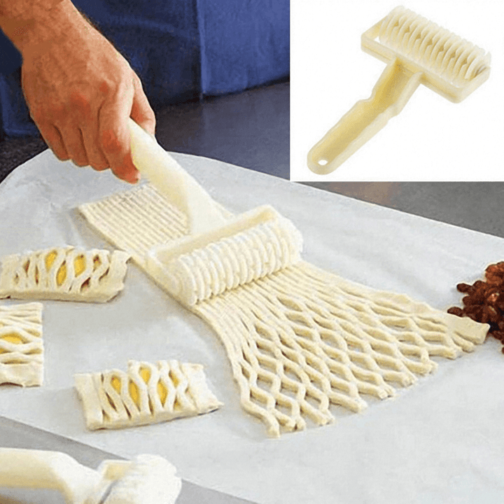 Pie Pizza Cookie Cutter Pastry Plastic Baking Tools Bakeware Embossing Dough Roller Lattice Cutter Craft