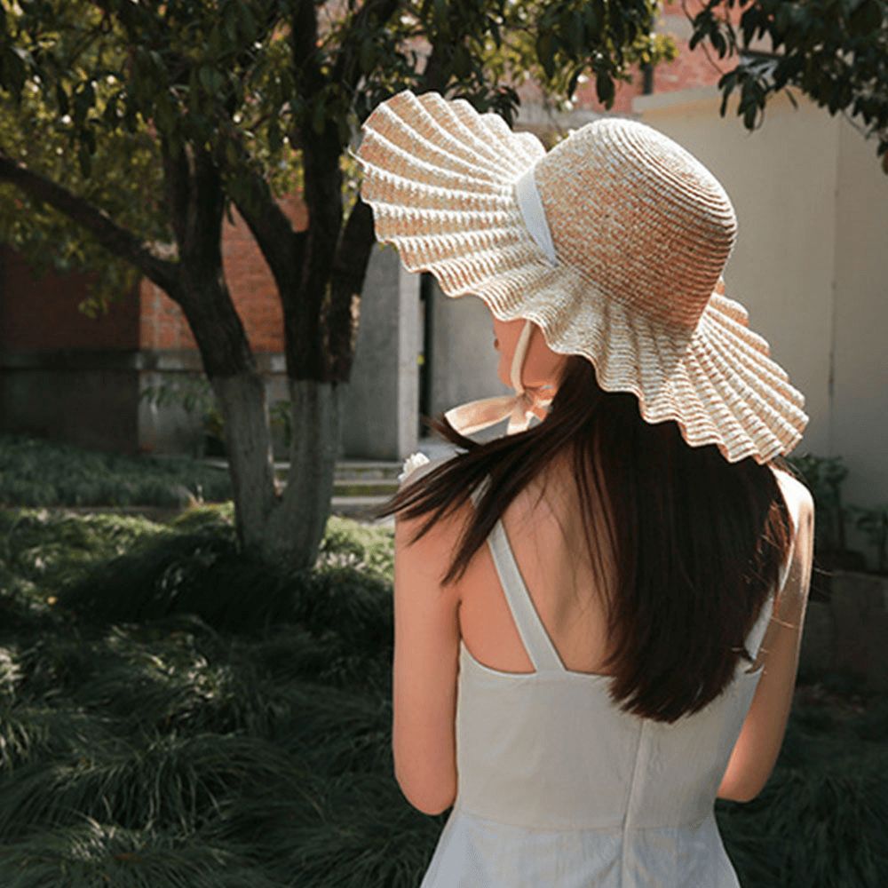 Women Wild Brim Visor Wave Side Soft Lace Tie Sun Hat Casual Stylish round Top Shell Pattern Straw Hat