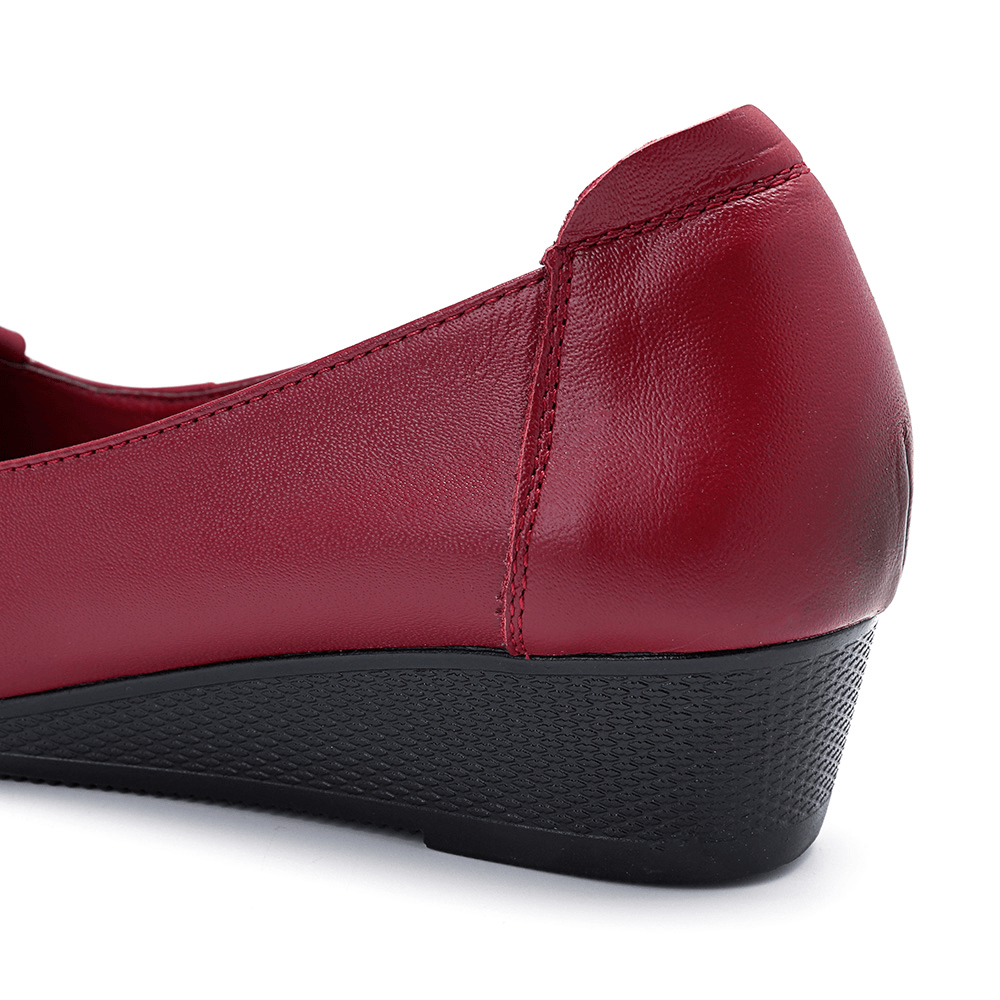 Women Comfortable Soft Leather Flats Loafers