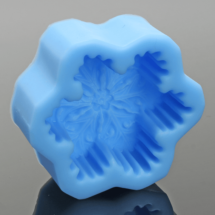 Christmas Snowflake Silicone Soap DIY Mold Handmade Candle Soap Mold 3D Mould Baking Mold