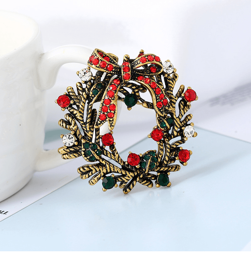 Christmas Wreath Festive Brooch Pin Gift Shirt Collar Brooch Sliver & Gold - MRSLM