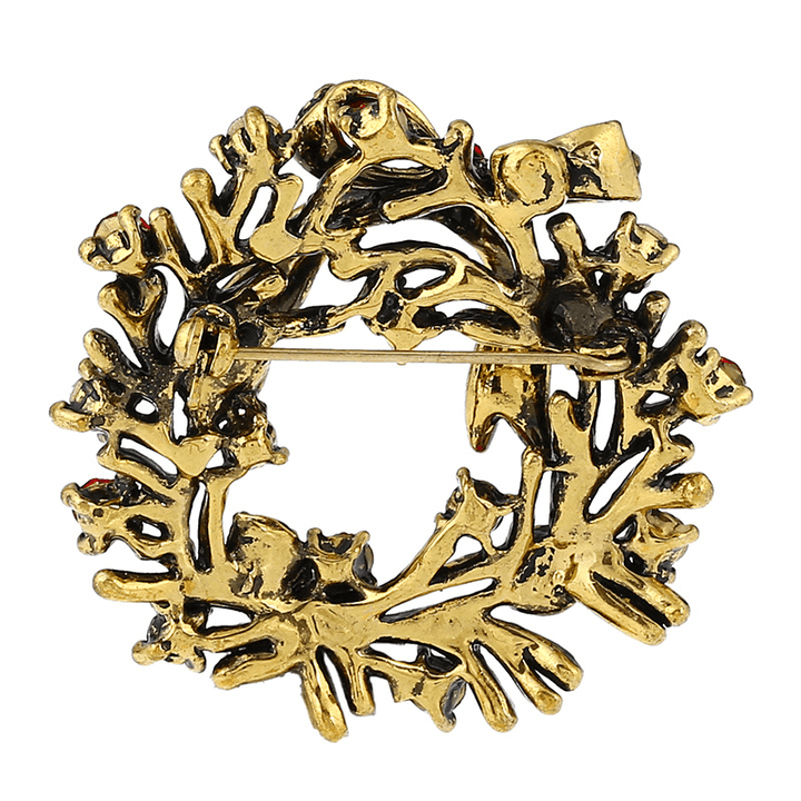 Christmas Wreath Festive Brooch Pin Gift Shirt Collar Brooch Sliver & Gold