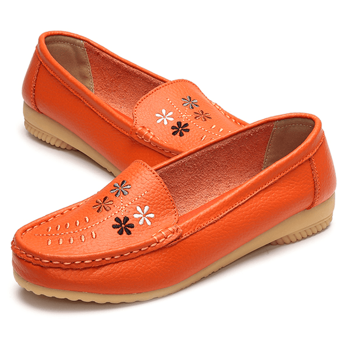 Flower Embroidery Casual Slip on Flat Shoes