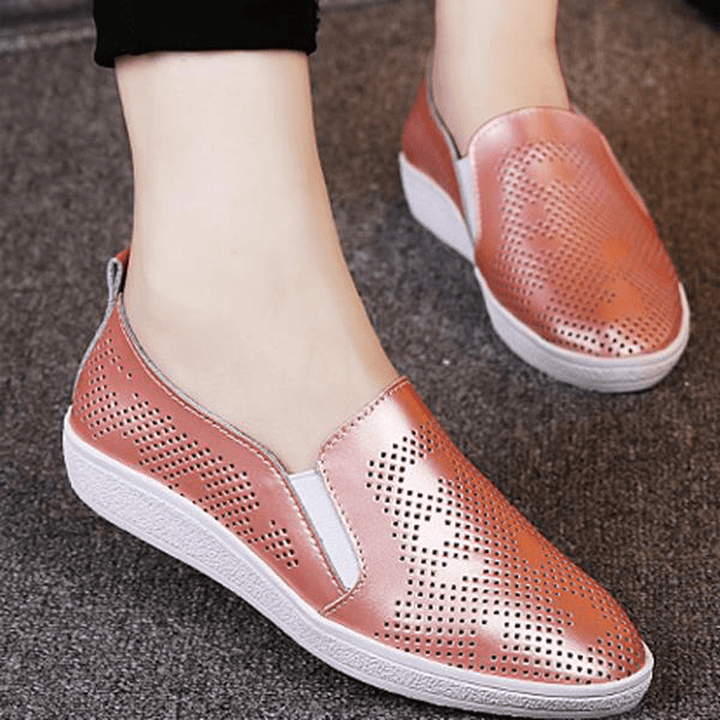 Women Casual Breathable Loafers Hollow Out Slip-On Soft Sole Flat Shoes