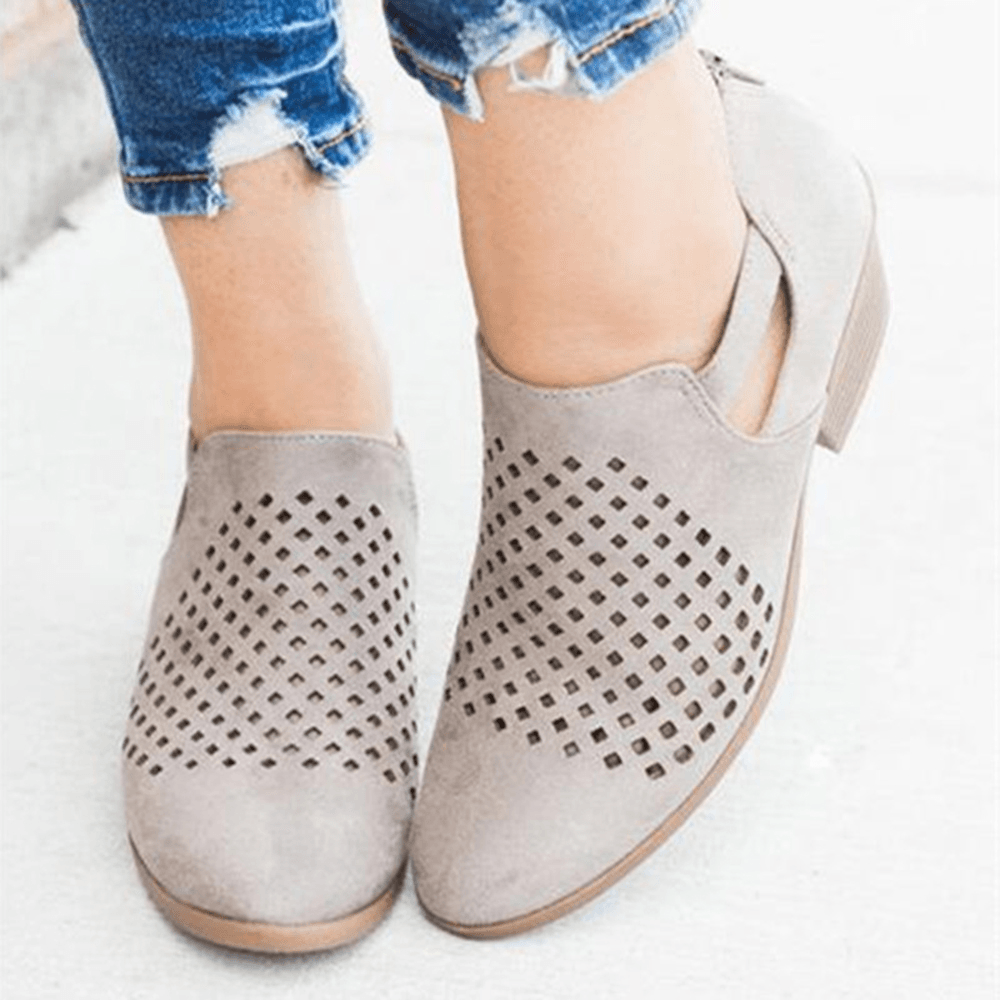 Large Size Women Pattern Hollow Out Suede Slip on Pumps