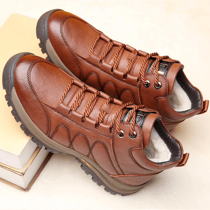 Men Warm Plush Lining Stitching Soft Sole Casual Leather Ankle Boots