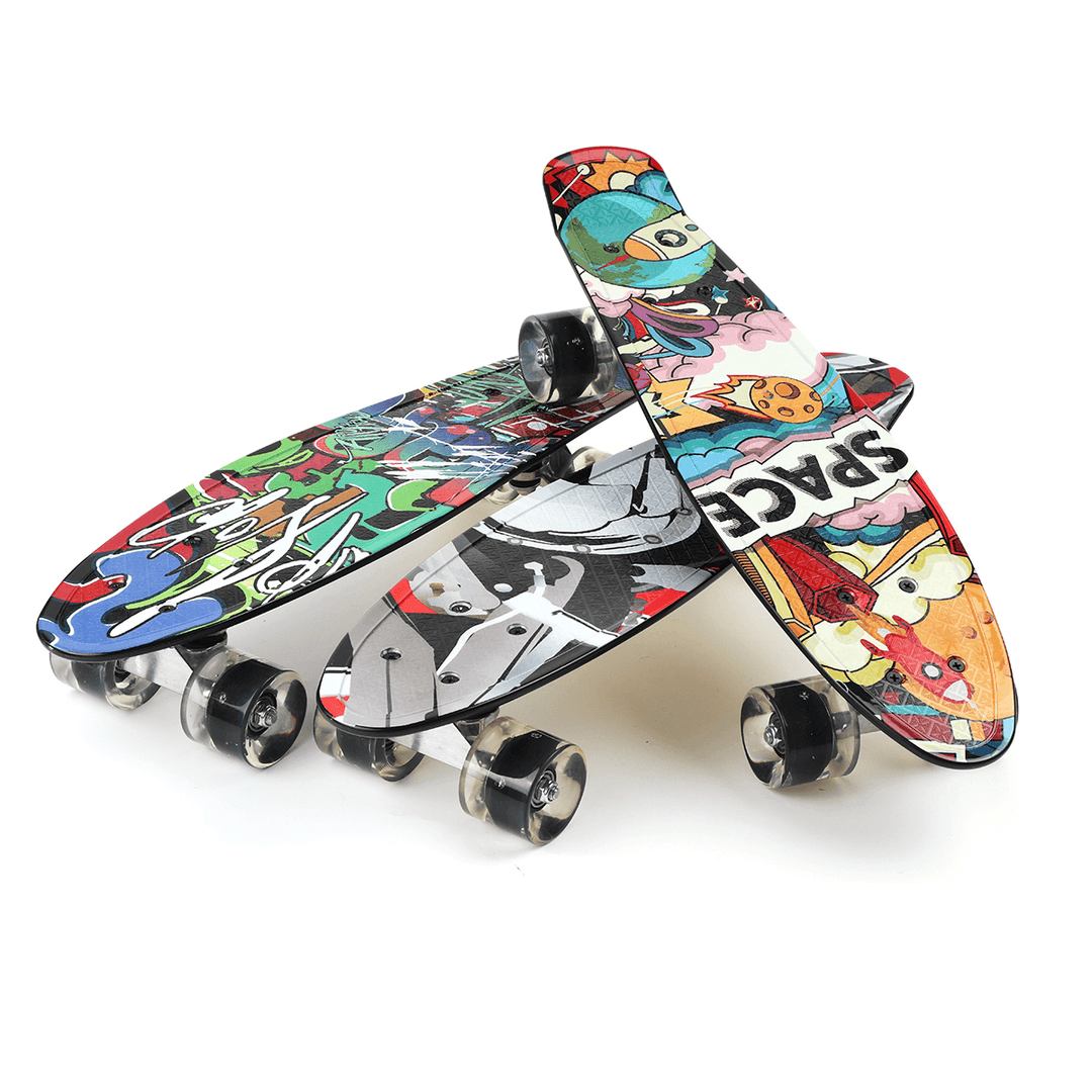 22 Inch Skateboard 4 Flashing Wheels Teenager Adult Figure Skating Street Outdoor Sports Skating Board