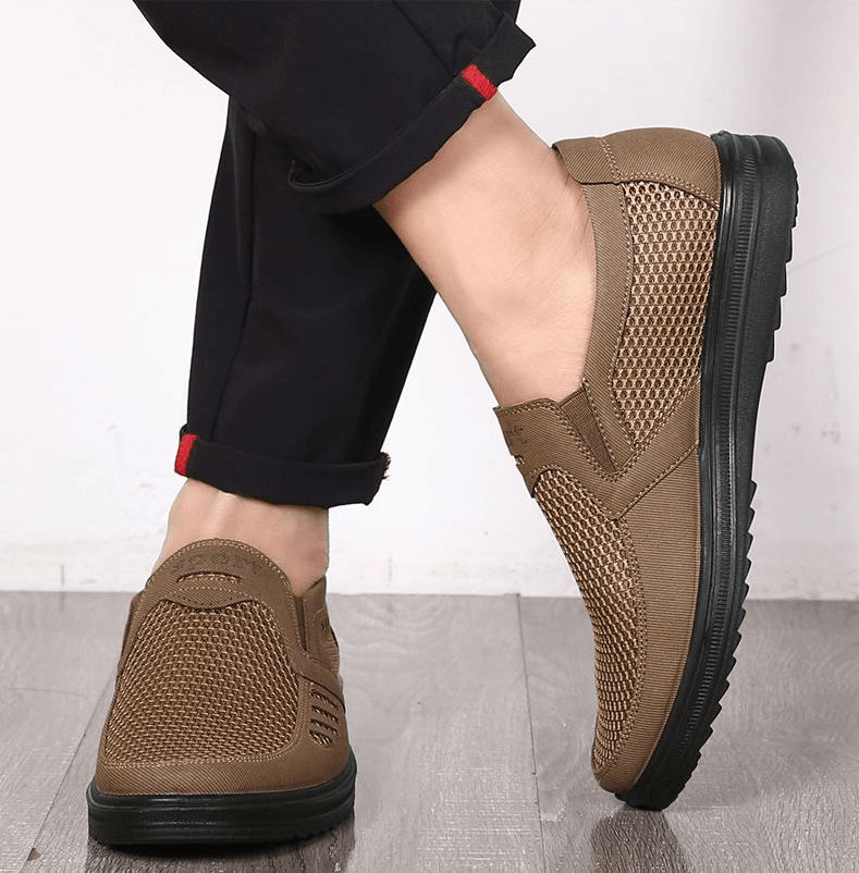 Lightweight casual soft sole senior dad shoes