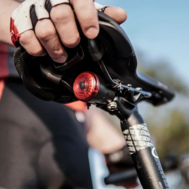 Smart Auto Brake Cycling Taillight: Illuminate Your Ride with Safety and Style