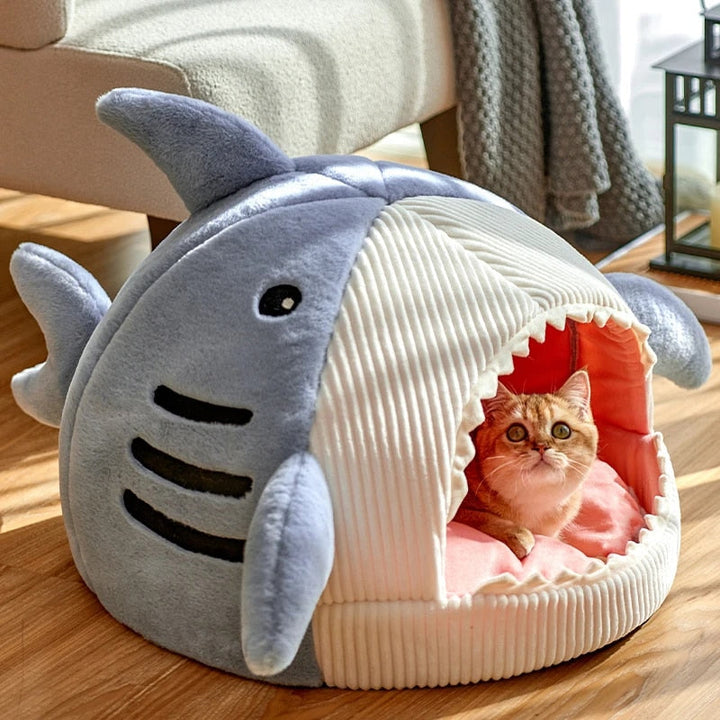 Cozy Retreat Enclosed Cat Bed