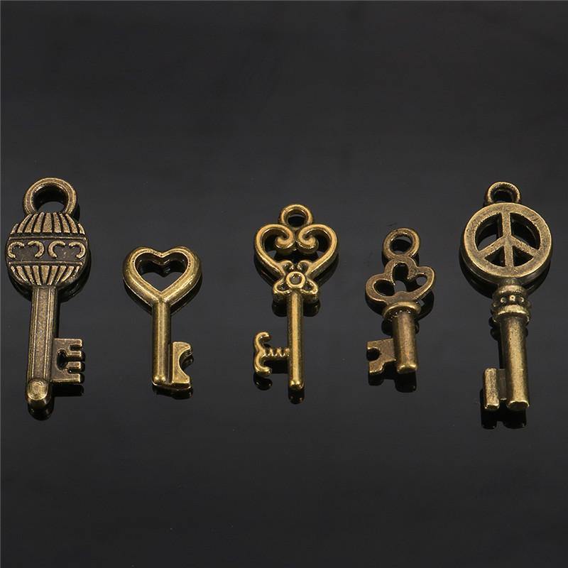 40Pcs Antique Vtg Old Look Ornate Skeleton Keys Lot Pendant Fancy Heart