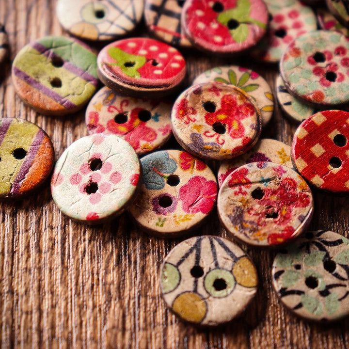 100 PCS Round Pattern Wooden Button Mixed 2 Hole Natural Sewing Children Handmade Clothes Buttons  (1)