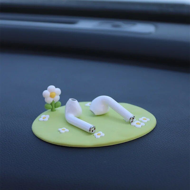 Cute Universal Car Dashboard Anti-Slip Silicone Mat