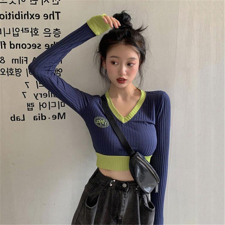 Knit Sweater V-neck 2021 New Slim-fit Contrast Short Cropped Long-sleeved Bottoming Shirt (Dark Blue One size)