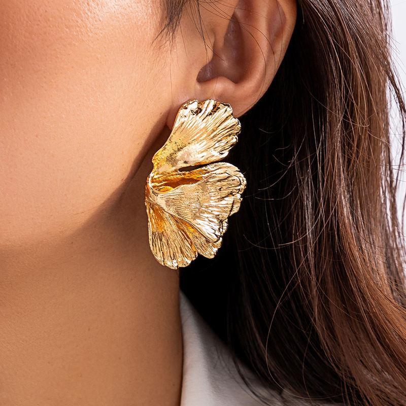 Trendy Geometric Petal Flower Stud Earrings