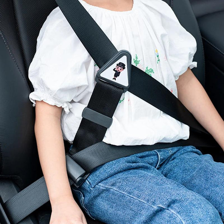 Kid's Safety Seatbelt Positioner