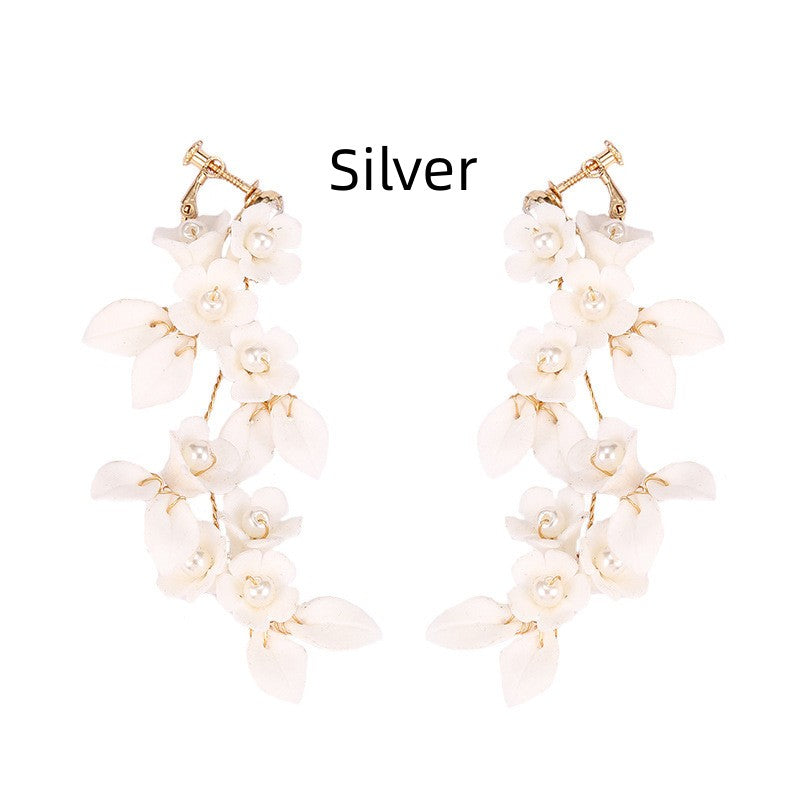 Ceramic Flower White Leaf Ear Clip