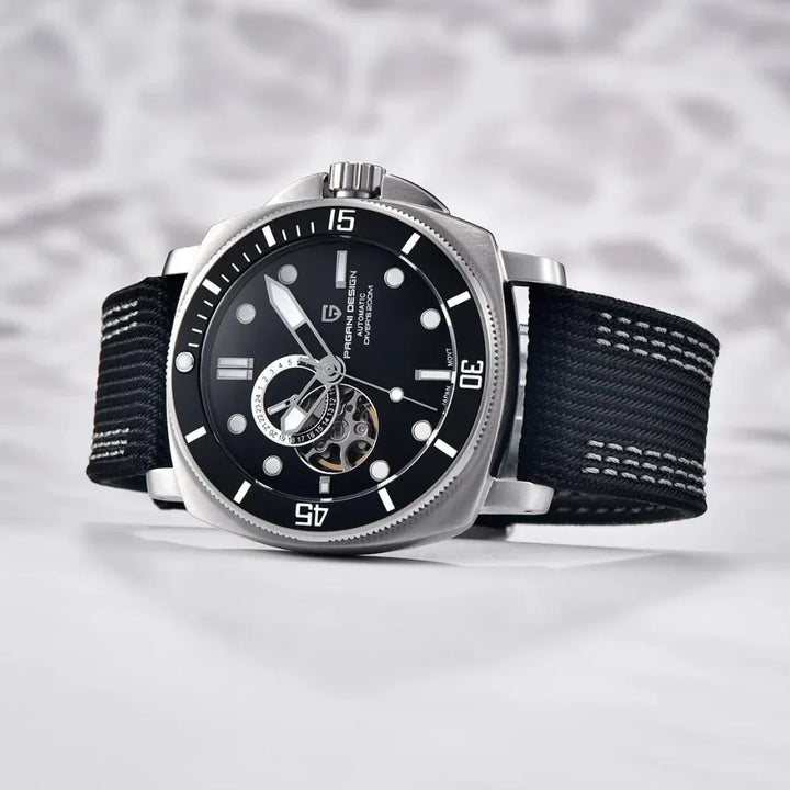 Luxury Sports Mechanical Watch with Sapphire Crystal and 200M Water Resistance