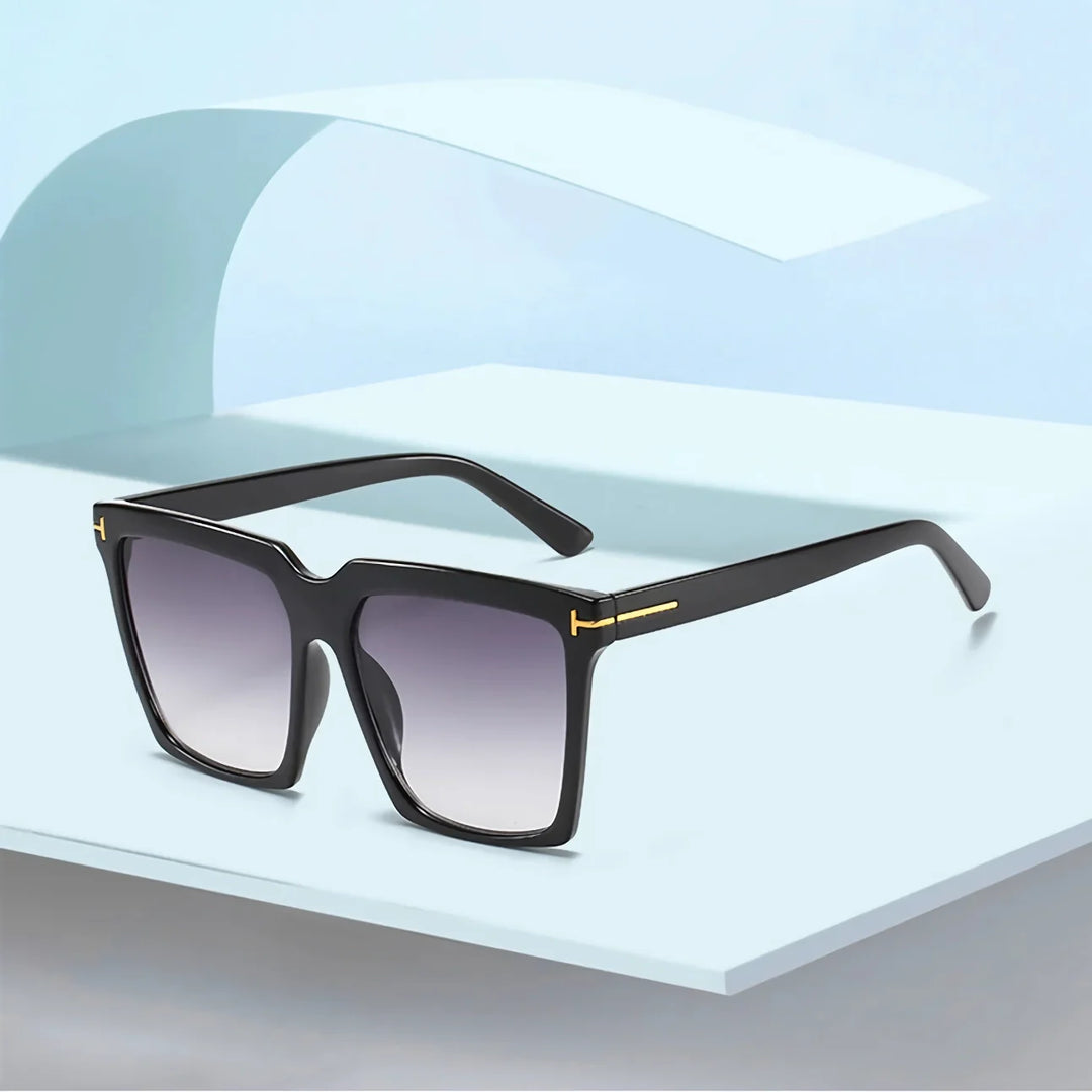 Chic Oversized Square Sunglasses for Women - UV400 Gradient Lenses